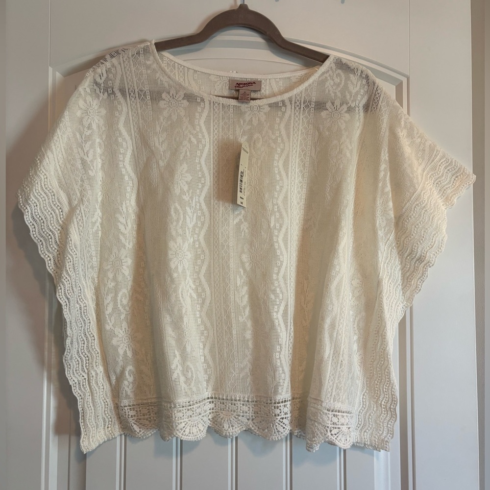 NWT - Arizona Jean Company Cream Colored Short Sleeve Lace Top Blouse - Size M
